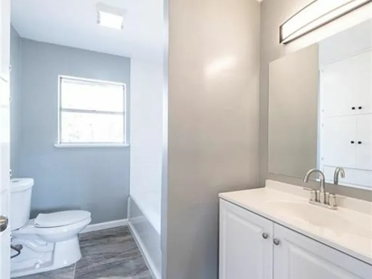 10700 Plains Trl #1 — Photo 13