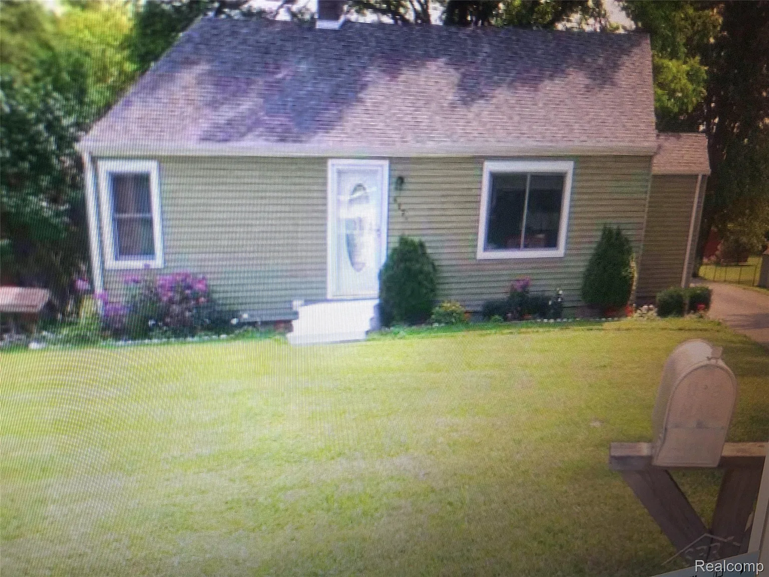 6921 Wegner Rd photo 1