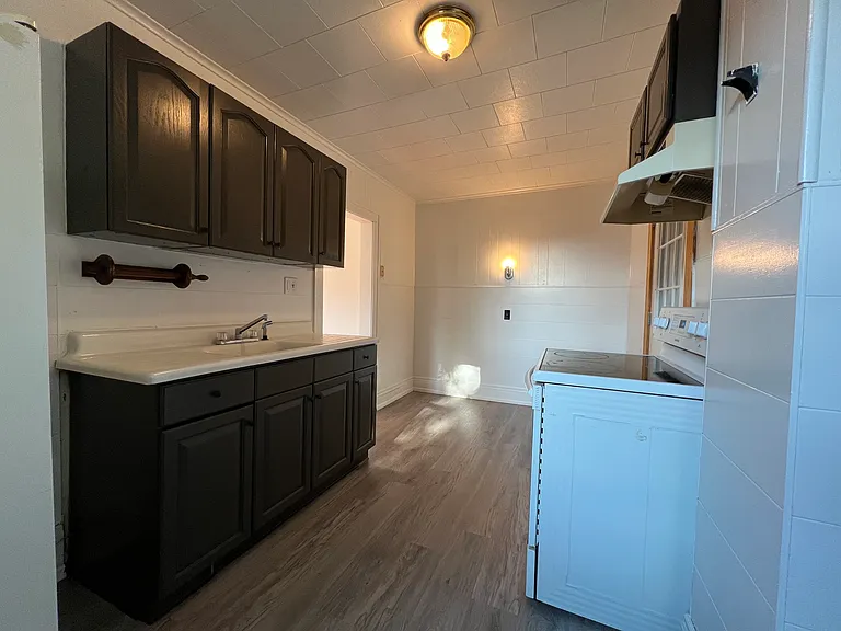 46 E Bacon St — Photo 18