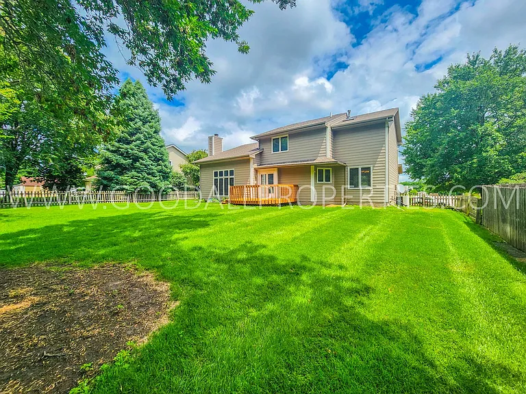 924 Prairie View Dr — Photo 47
