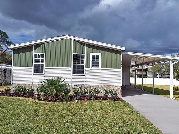 3rd image of 3944 Breakwater Dr #113