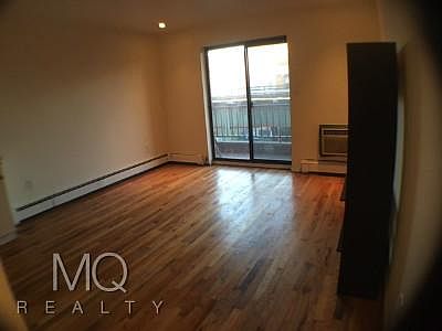 4th image of 3084 31st St APT 3F