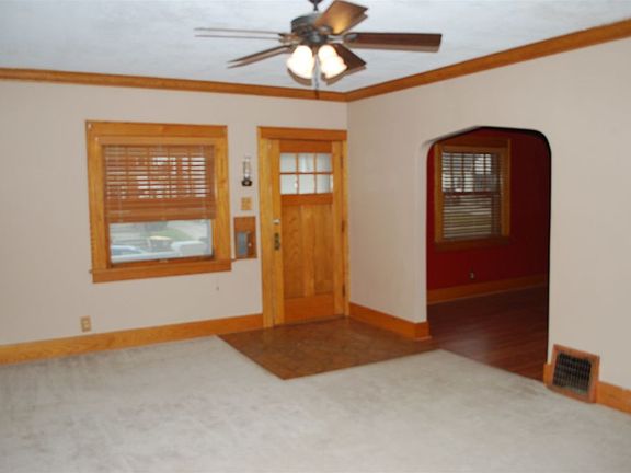 4th image of 1648 N Highlands Blvd