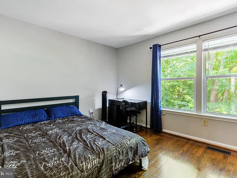 12 Chelsea Ct — Photo 27