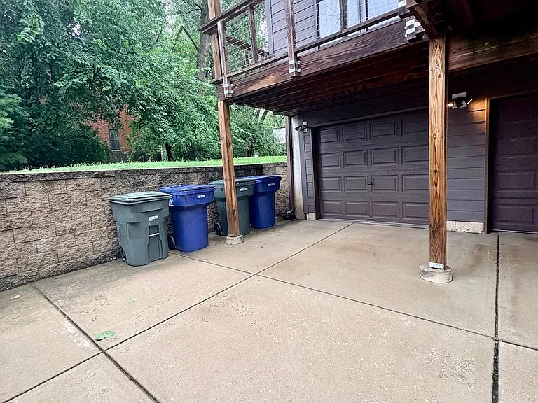 Single garage space for $100/month