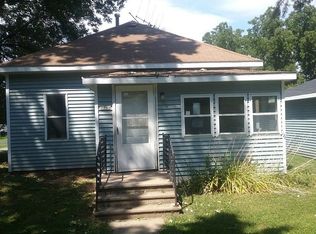 7398 Commercial St, Waukau, WI 54980