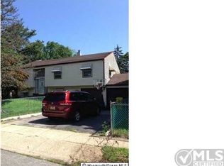 161 Flintlock Dr, Lakewood, NJ 08701