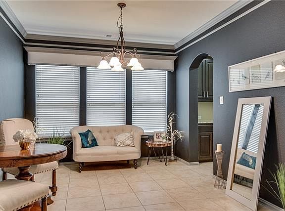 3rd image of 3545 Beekman Dr