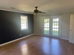 454 Chevis Rd, Savannah, GA 31419