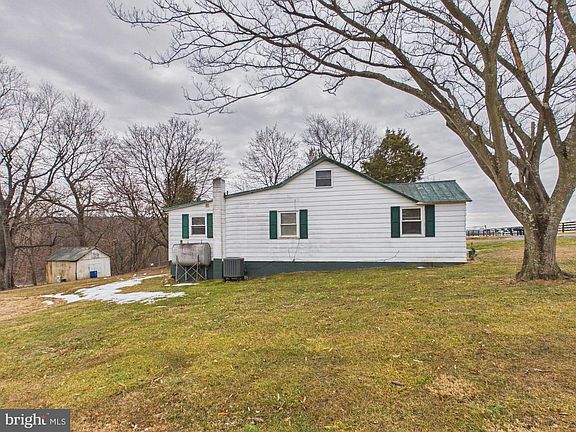 4th image of 320 Bethel Grange Rd