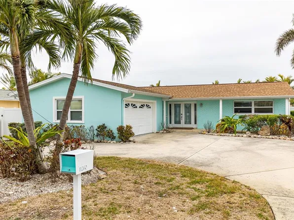 11260 8th St E, Treasure Island, FL 33706