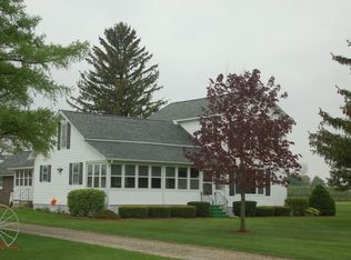 8275 Ederer Rd, Saginaw, MI 48609