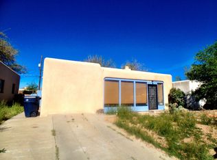 1241 Lobo Pl NE, Albuquerque, NM 87106