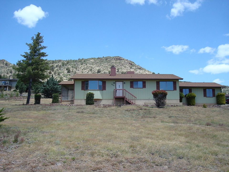 Front - Looking North