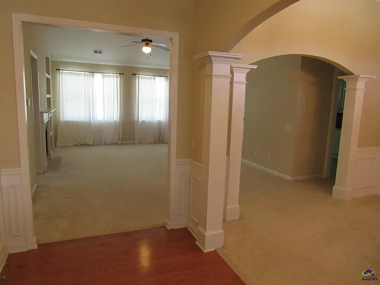 106 Dennard Dr — Photo 2