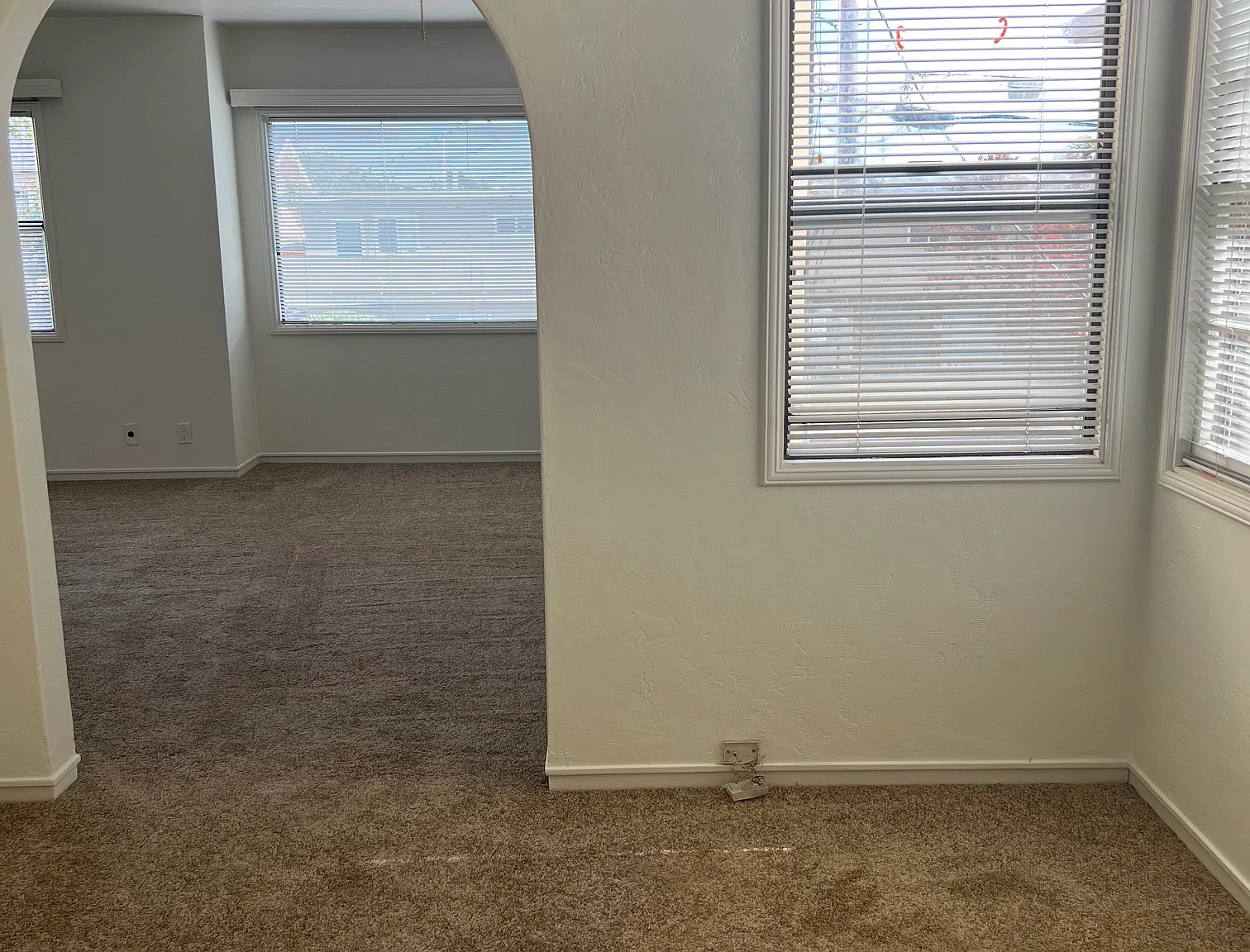 2 bed, 950 sqft, $2,250 — Photo 4