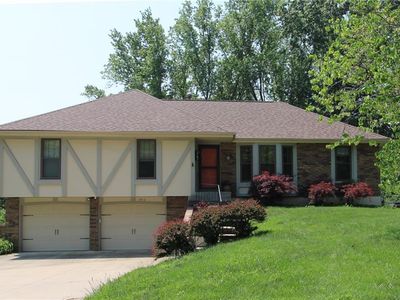 1913 Larkspur Dr, Liberty, MO, 64068