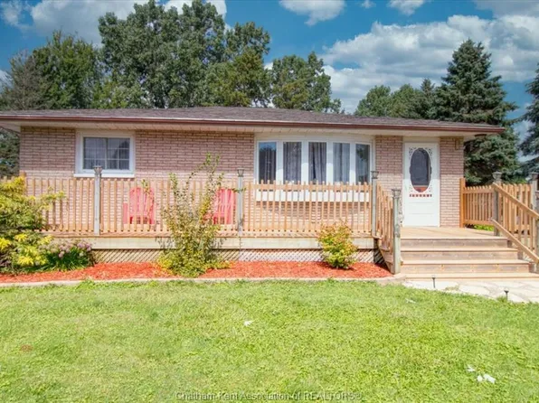 12129 Baseline Rd, Saint Clair, ON N0P 2B0