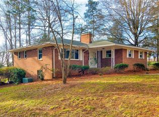 3225 Ridgewood Rd, Winston Salem, NC 27107