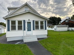 1330 Tracy Ave, Niskayuna, NY 12309