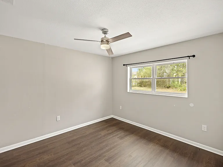 200 Spencer Dr — Photo 28