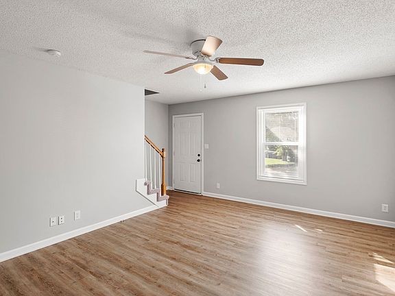 2nd image of 2817 Cobalt Dr APT C