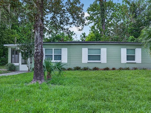 3rd image of 2256 Inwood Cir S