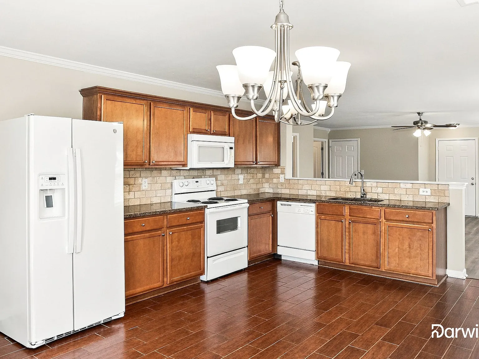 3 bed, 2.0 bath, 1541 sqft, $1,630 — Photo 4