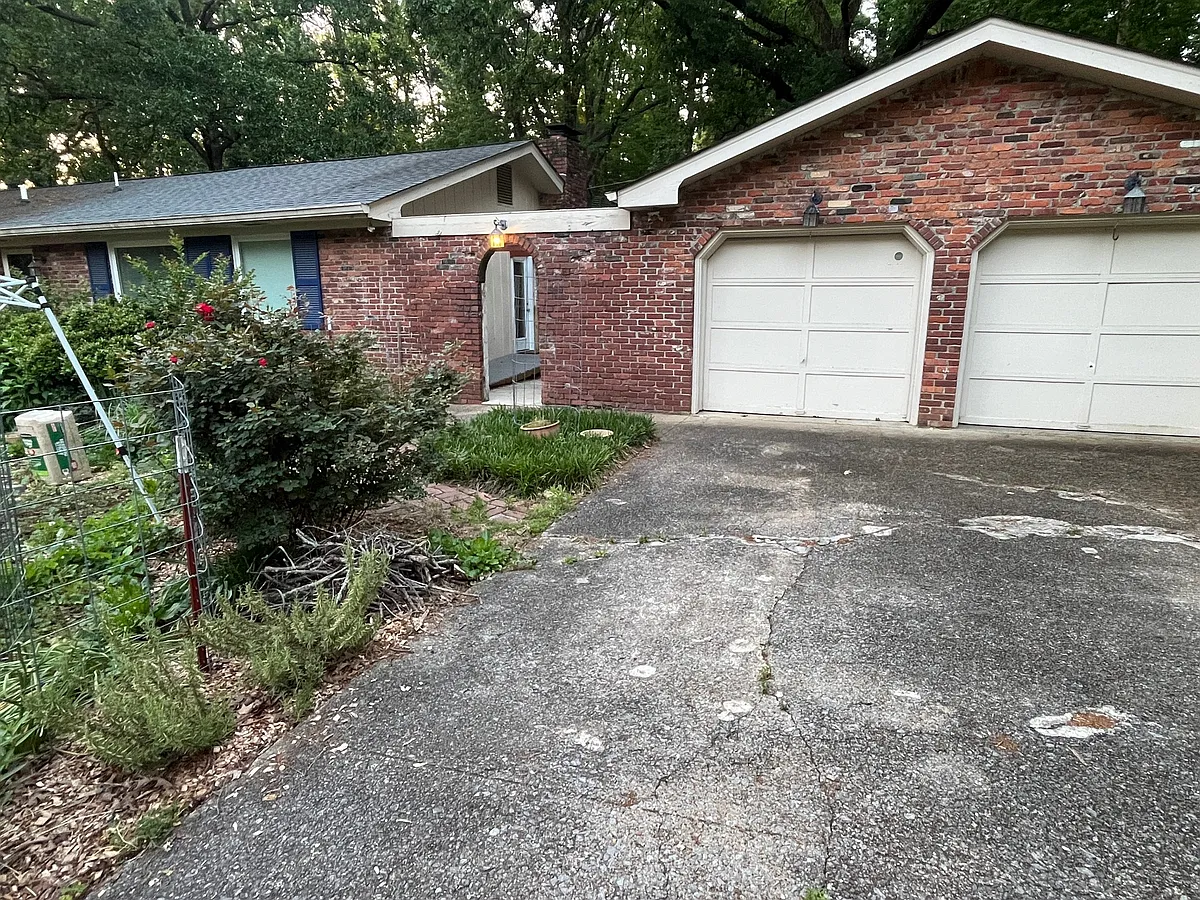 Building Photo - 504 Paragon Dr #A