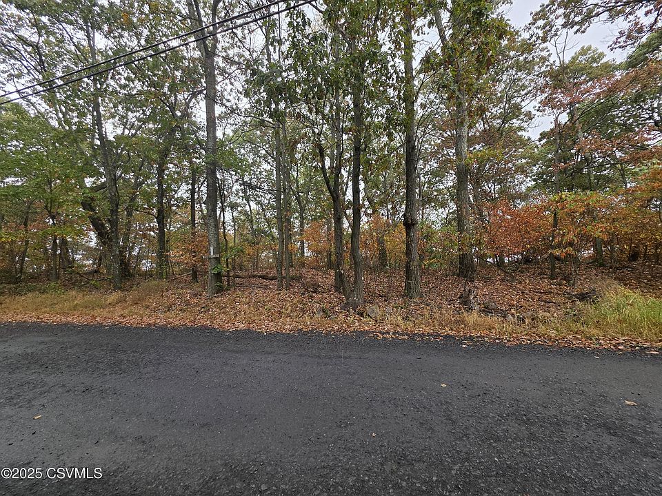 1st image of 500 Evergreen Ln