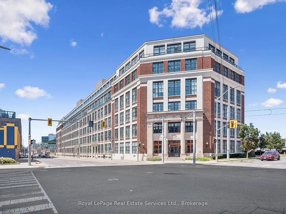 410 King St W #308