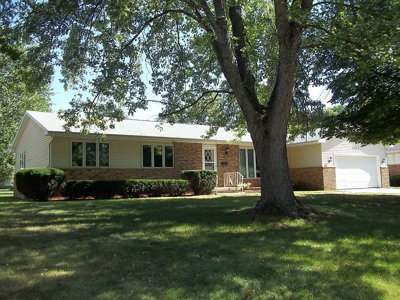1st image of 1104 N Bailey Dr