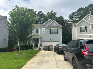 146 Shadow Creek Ct, Fairburn, GA 30213