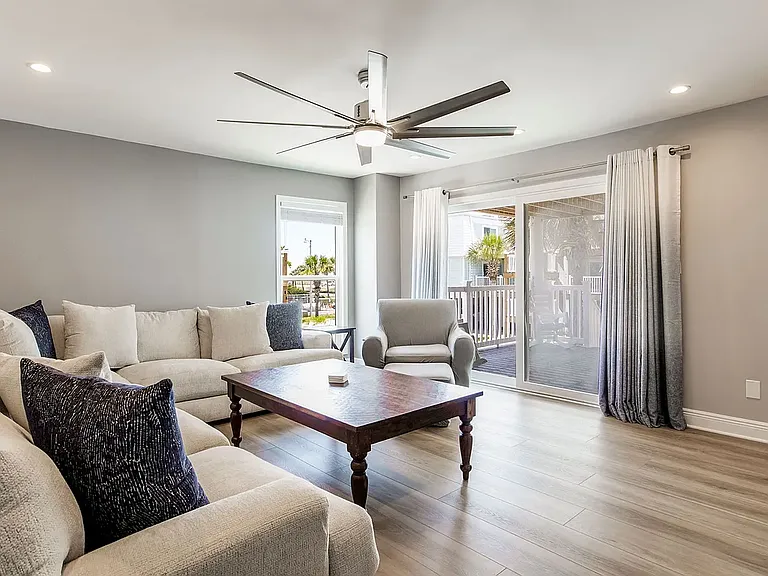 1100 Fort Pickens Rd #C1 — Photo 6