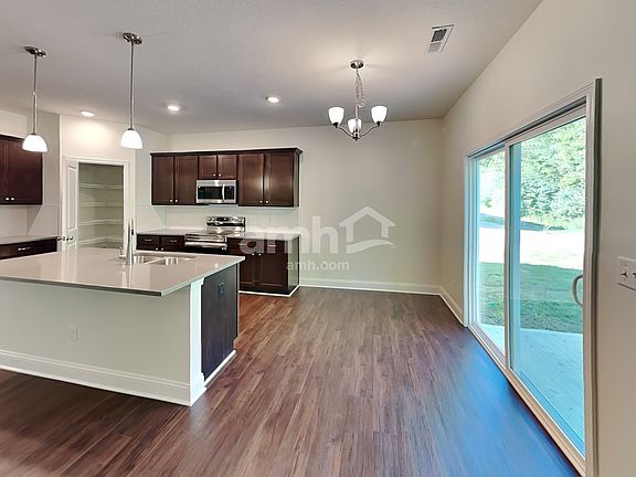 5th image of 12576 Dardevle Ct