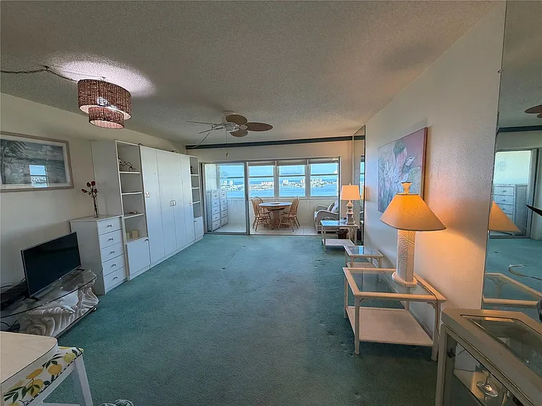 4550 Cove Cir #1205 — Photo 2
