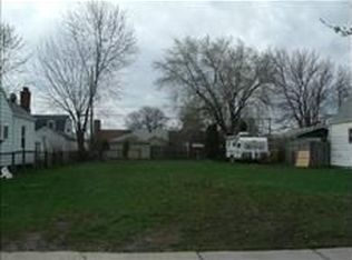 8214 Prospect Ave, Warren, MI 48089