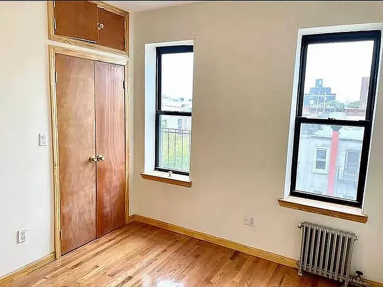 270 E 31st St #2C — Photo 6