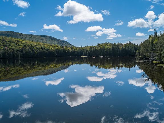 5th image of 926 Center Pond Road