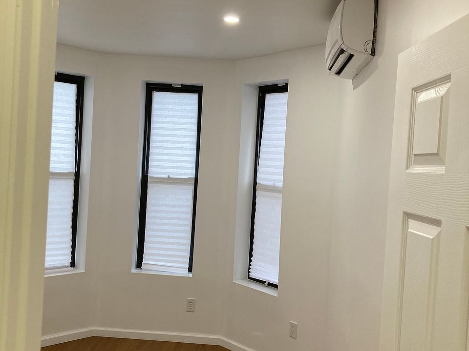 1st image of 859 E 164th St APT 3