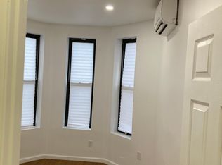 859 E 164th St APT 3, Bronx, NY 10459