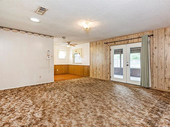 3rd image of 1751 Continental Dr