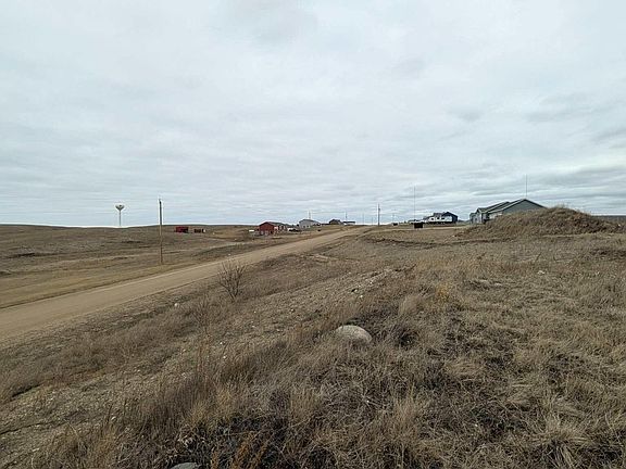 3rd image of 14932 Cochise St