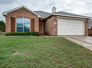 10409 January Cir, Benbrook, TX 76126