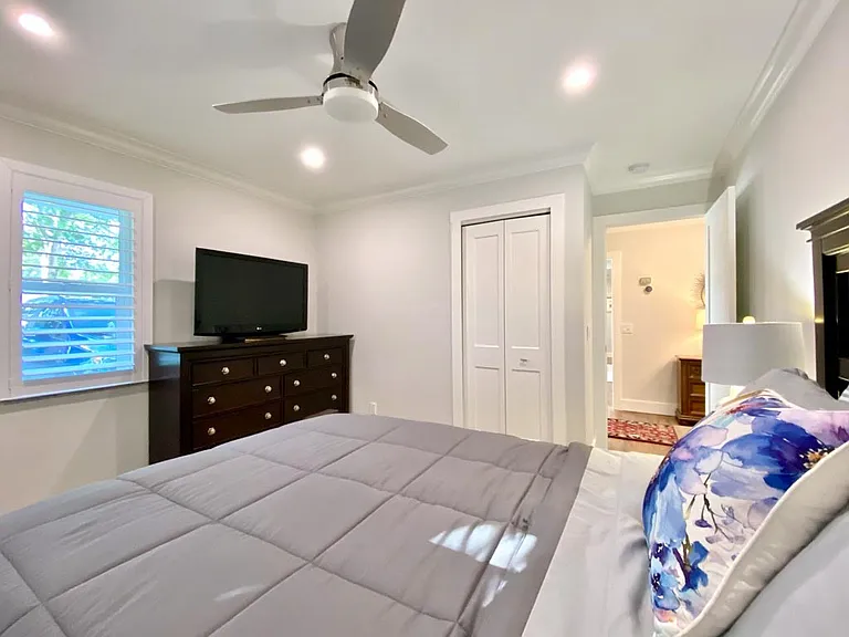 907 Tropic Dr — Photo 23