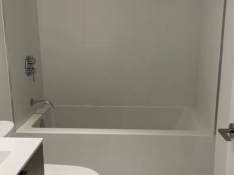 20 Edward St #2814 — Photo 6