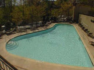 2nd image of 3481 Lakeside Dr NE APT 2005