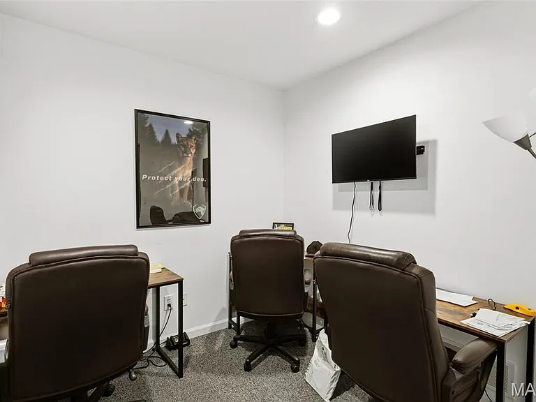 3601 Commerce Dr #CARDINAL — Photo 14
