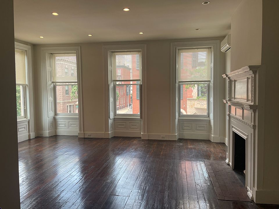 1st image of 1836 Delancey St APT 4