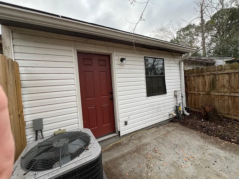 218 White Dr #D — Photo 16